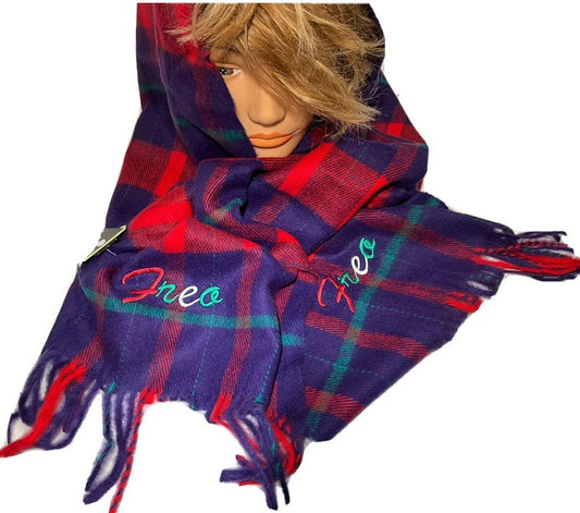 Fremantle Dockers AFL Grand Final bundle featuring a green, navy, and red scarf with 20 Freo footy cards.