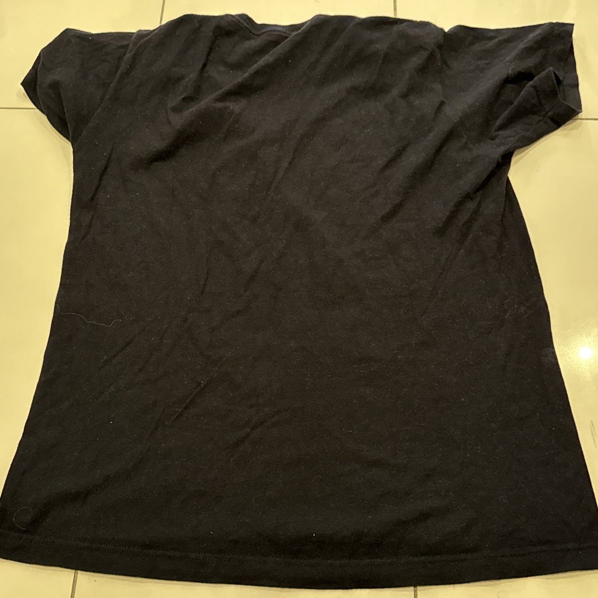 Green Floyd Mayweather vs Robert Guerrero T-shirt, medium size, from their May 4, 2013 match at MGM Grand.